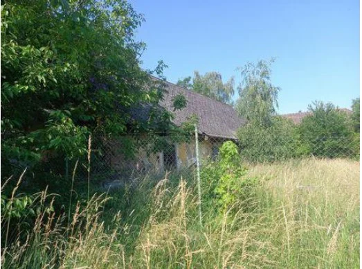 Spoluvlastnický podíl 1/12 na rodinném domu a zahradě - Rosovice