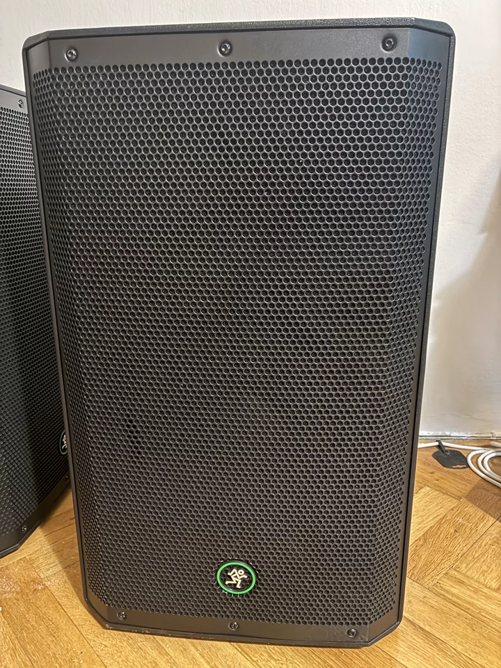 Reproduktory Mackie Thrash 215 – 2 kusy