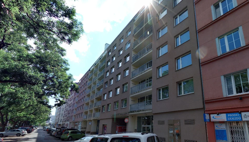 podíl 1/4 na bytové jednotce, Praha – Holešovice, Tusarova ulice