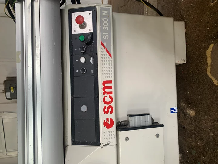 Pila SCM, SI 300 N